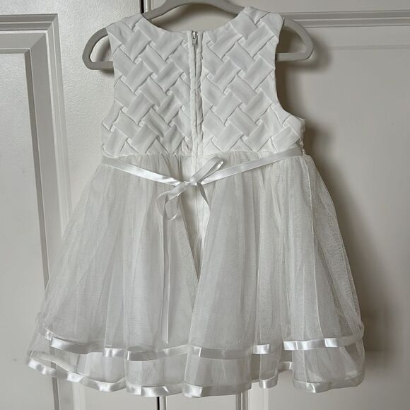12 Month Baby Girls Tiered Pearl Sleeveless Dress - Picture 6 of 8